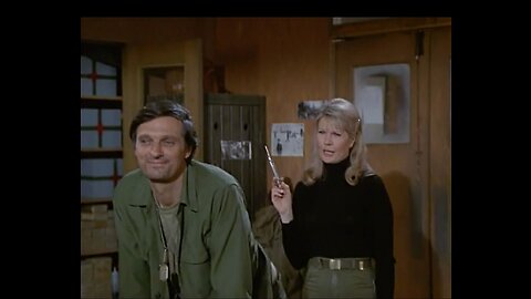 M*A*S*H Carry On, Hawkeye Review