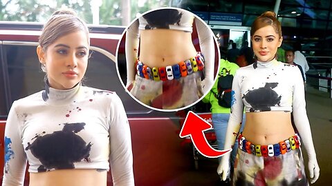 Urfi Javed Looking So H0t | Urfi Javed Was Seen Leaving In a Hurry As She Had To Go To The Washroom