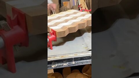 Chevron effect #shorts #shortvideo #woodworking #chevron #cuttingboards #3d #art