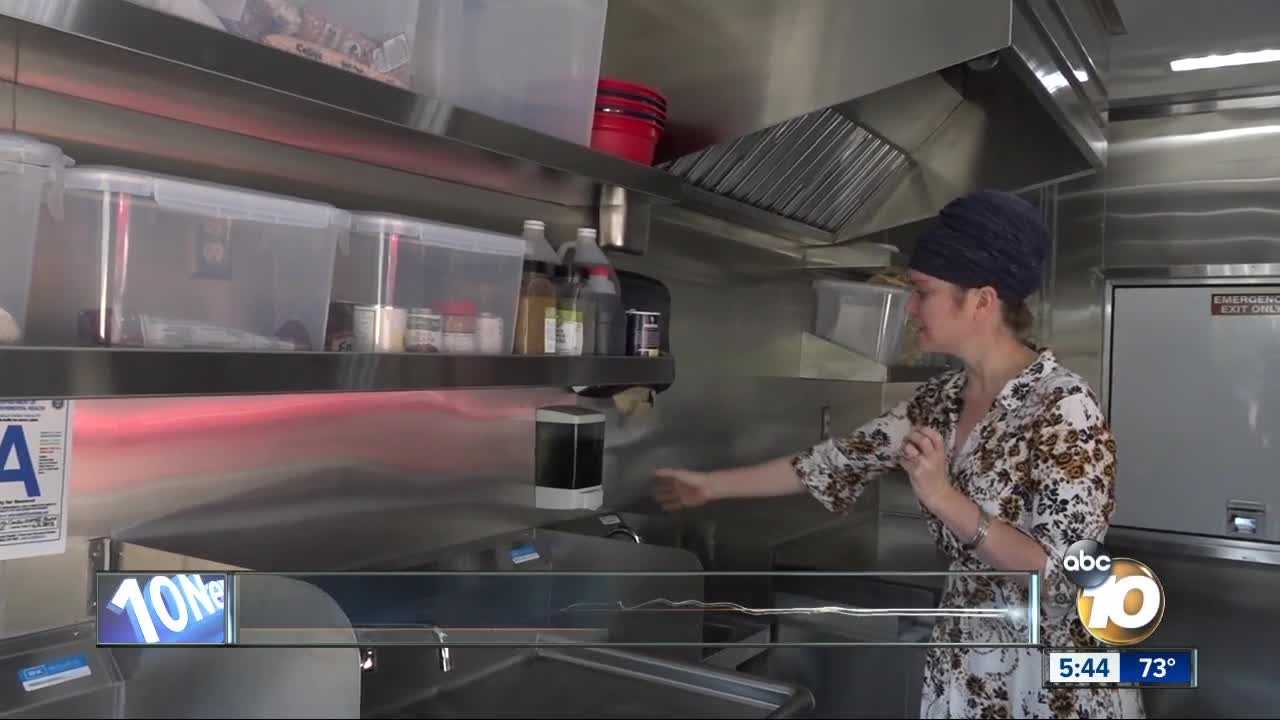 Couple purchases food trailer to feed homeless
