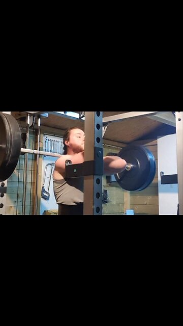 3×10 (+1) 70 Kgs Front Squats. Starting off light!