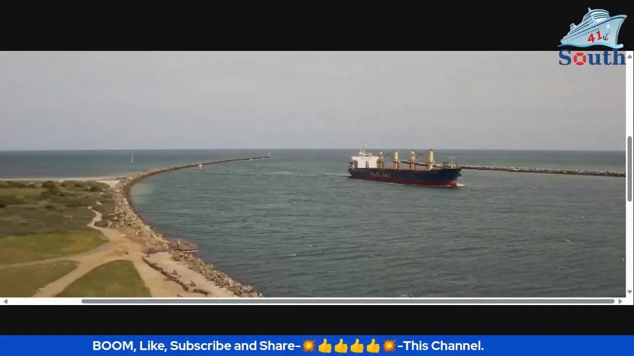 Live, Enjoying The Water Views In South Australia. 14/09/2023.