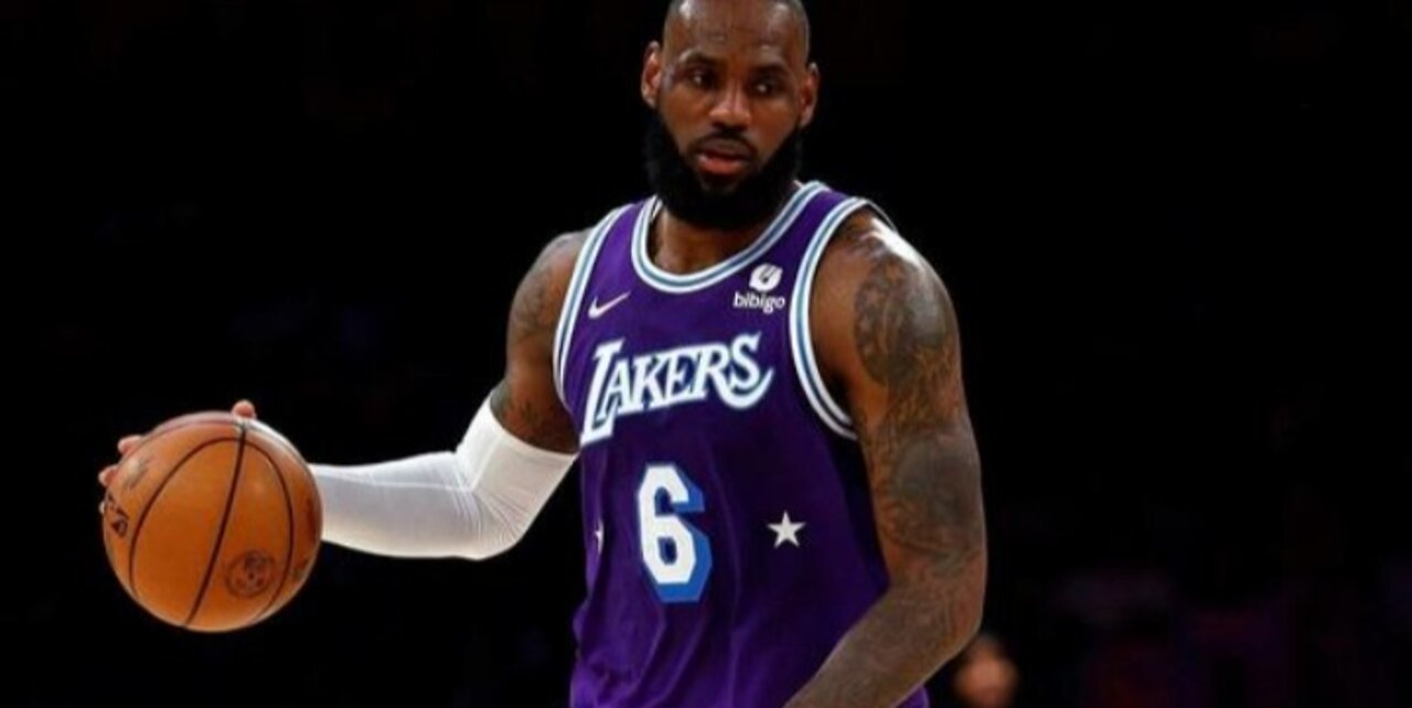 Los Angeles Lakers sign LeBron James to a 2 year $97.1 million dollar extension