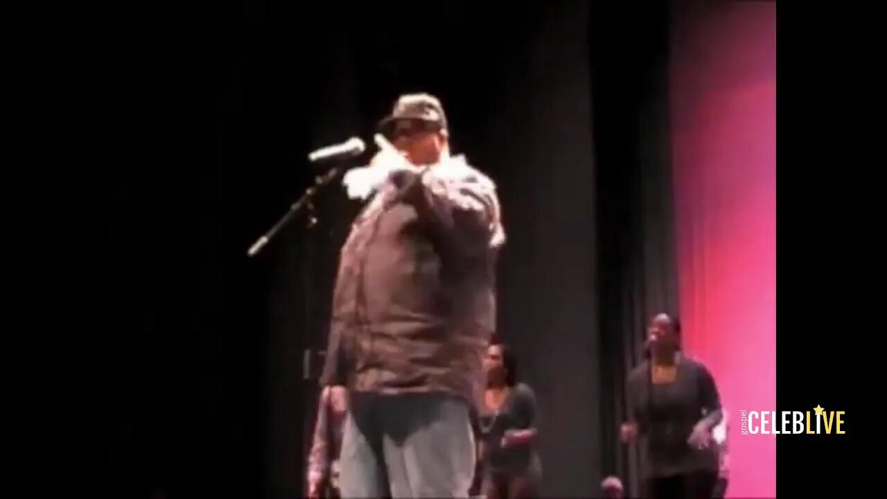 Fred Hammond - They That Wait - Live at "The Experience" #GospelCelebLive