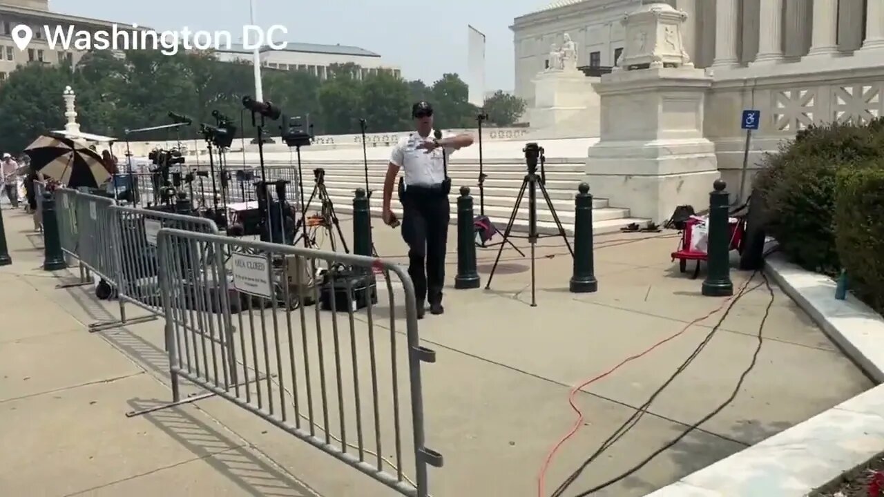 BREAKING evacuations at Supreme Court Front Steps Following Suspicious Package found 6.29.23