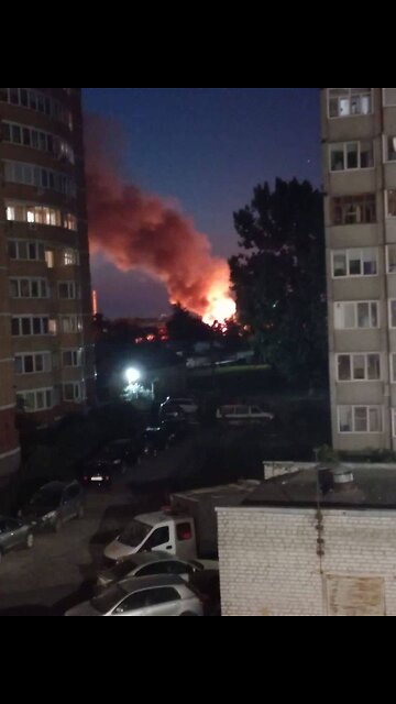 Explosion and fire reported in Bryansk, Ruzzia🤷‍♀