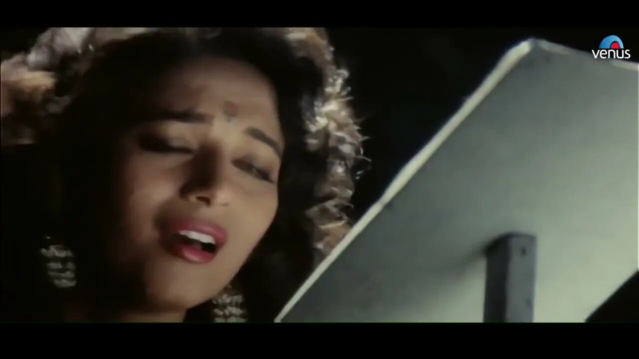 Bahut Pyar Karte Hai HD Express Your Heart's Desire Madhuri Dixit Saajan Best Romantic Song