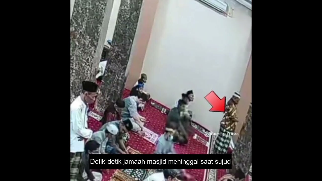 Detik Detik Jamaah Masjid Meninggal Saat Shalat
