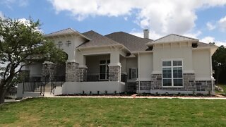 Perry Homes, 4053 Plan, Vintage Oaks, New Braunfels Tx