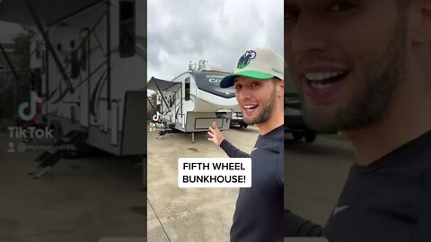 HUGE Bunkroom in this Fifth Wheel RV Under 10,000LBS | 2022 Keystone Cougar 32BHS #shorts