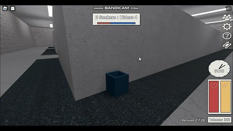 Blox Hunt | Black - Roblox (2006) - Multiplayer Hide & Seek