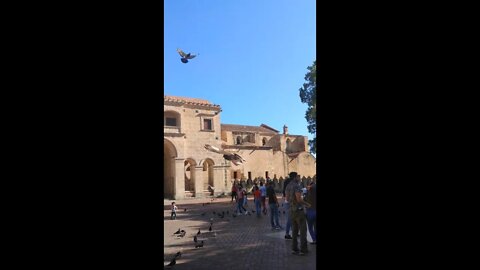 Columbus Park & Catedral Primada de las Americas in Colonial Zone, Santo Domingo, Dominican Republic