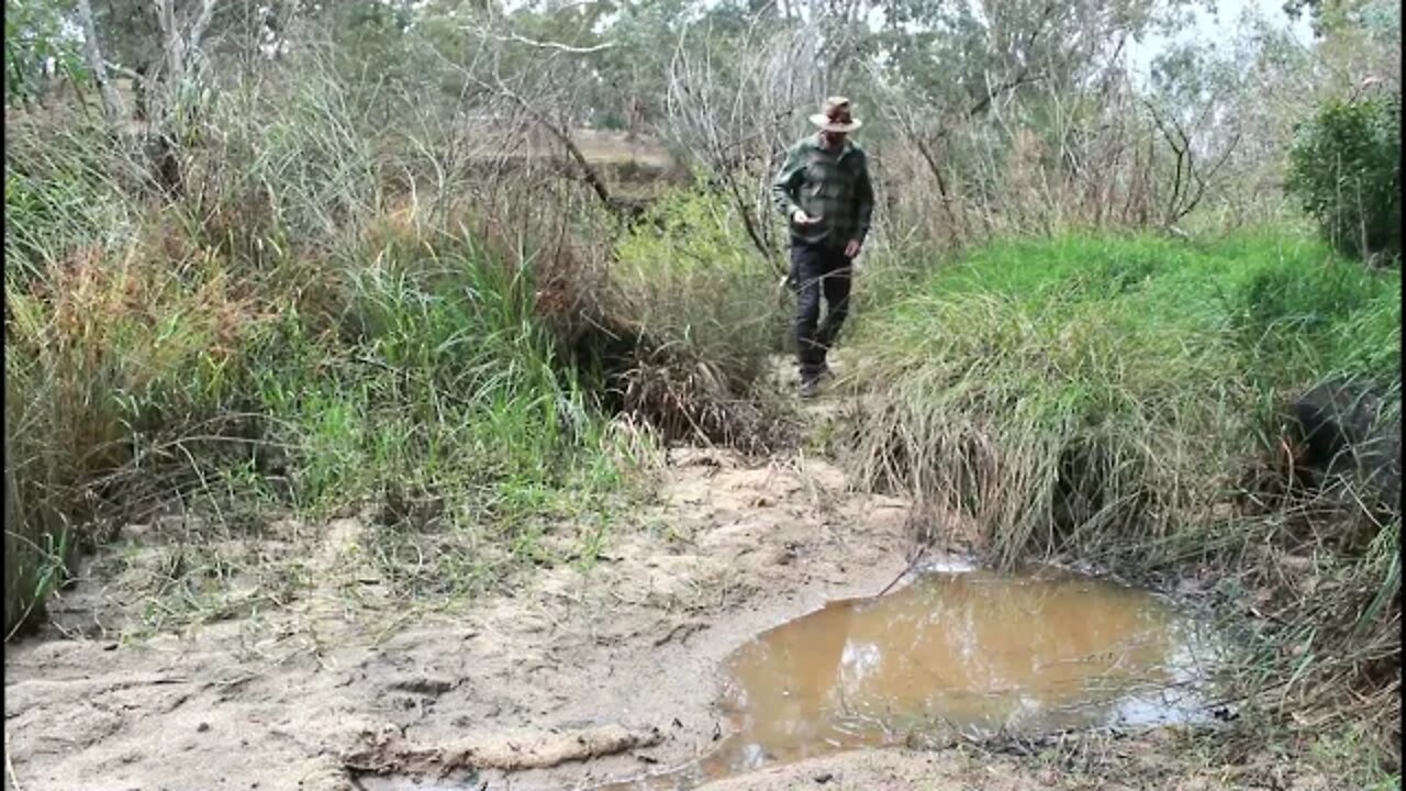 SOLO CAR CAMPING AT LODDON RIVER, sounds of nature, wood oven cooking , ASMR Camping, part 1