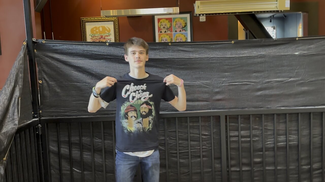 Yung Alone Turning Up By Lego Marilyn Monroe Photo in Mall