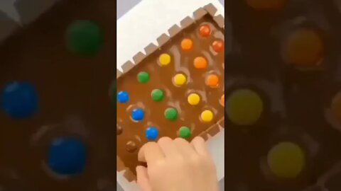 making a beautiful and delicious M&M's chocolate cake!#shorts