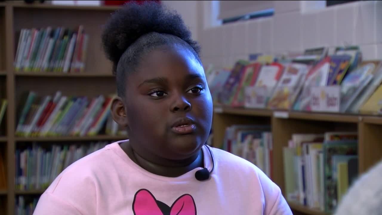 9-year-old saves classmate's life by doing the Heimlich maneuver