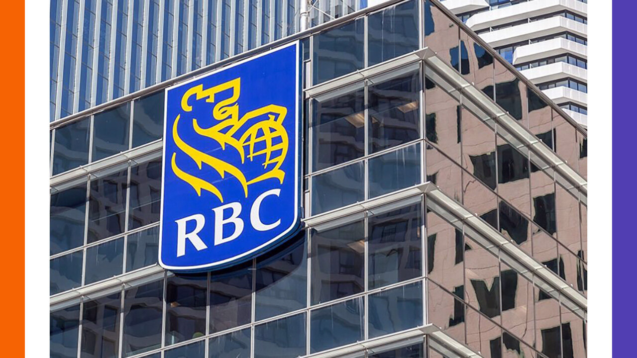 Canadian Bank Run Begins As Gov't Freezes Accounts of Donors