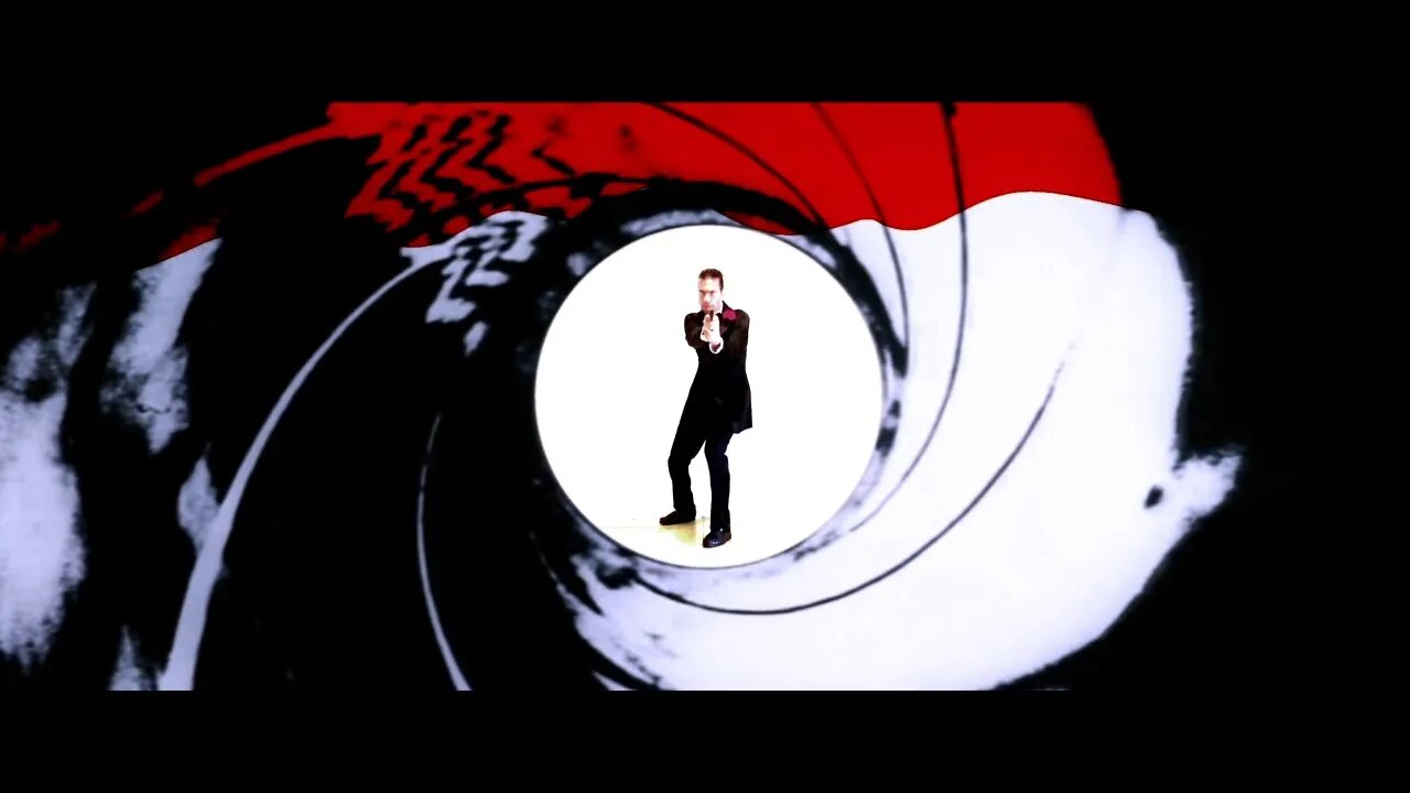 Riccardo Balsamo in For Your Eyes Only "Gunbarrel"