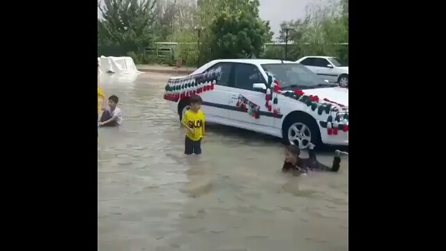 Wedding in the water๐๐