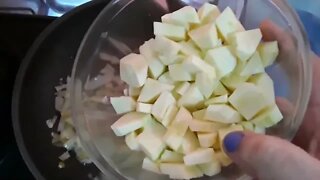 ABOBRINHA COM OVOS NA FRIGIDEIRA / FAÇA ESSA RECEITA PARA O LANCHE / FÁCIL