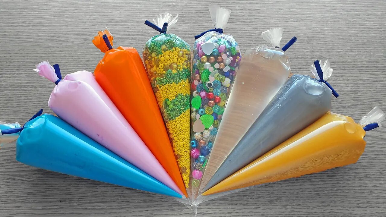 Making Crunchy Slime with Piping Bags #191