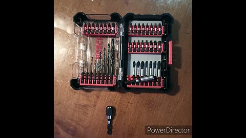 BOSCH DDMS40 drill/driver kit quick unboxing