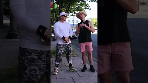 This Man Lies to Sleep With Different Women