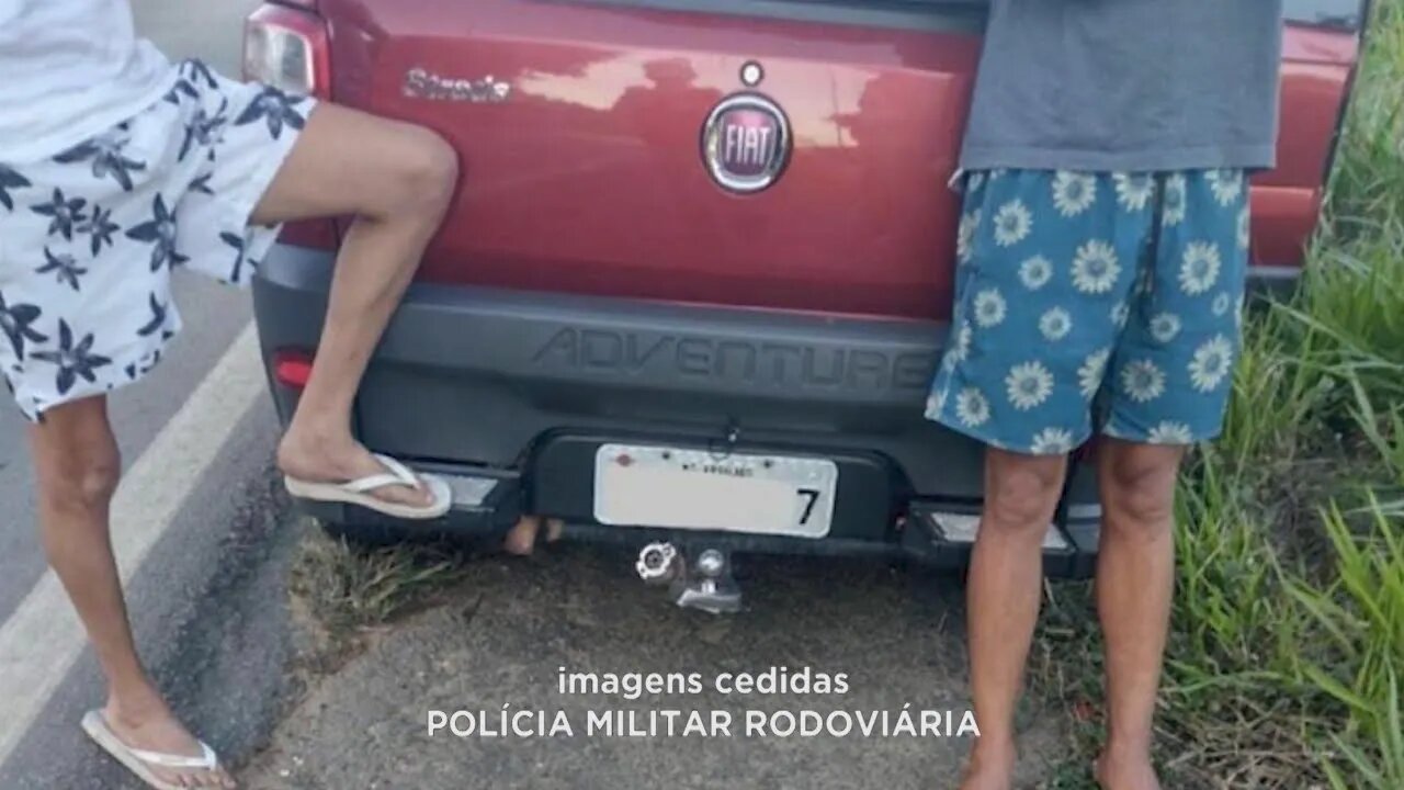 Perto de Carlos Cagas: dono de veículo detido após entregar direção a condutor inabilitado na MG