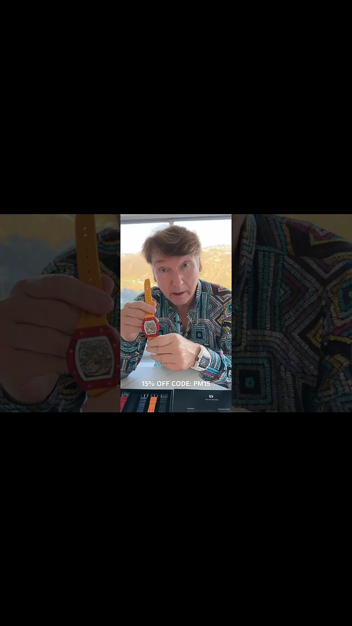 You Can Customise This Watch To Match Your Outfit!