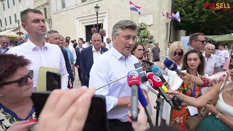 Premijer Plenković stigao na Sinjsku alku i osvrnuo se na aktualne teme