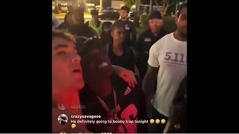 Kodak gets SWARMED like Michael Jackson by 1,000 FANS‼️