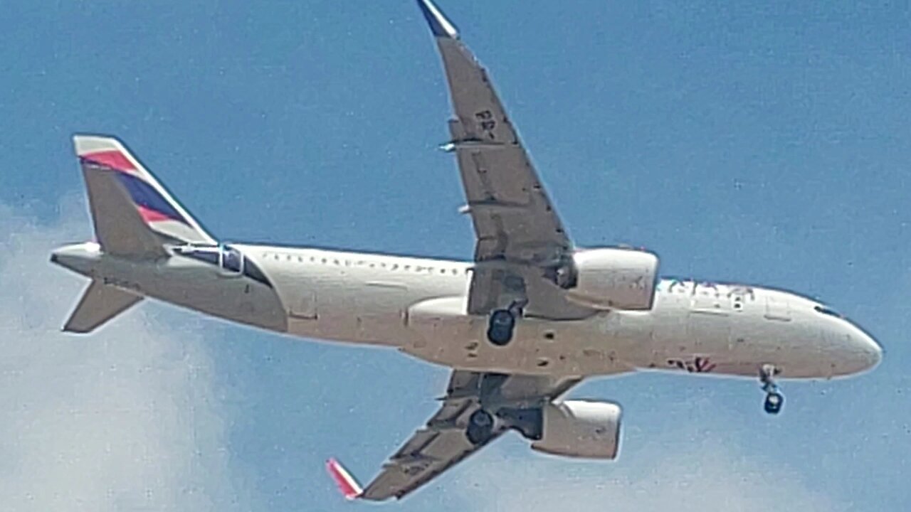 Airbus A320NEO PR-XBR coming from São Paulo to Fortaleza