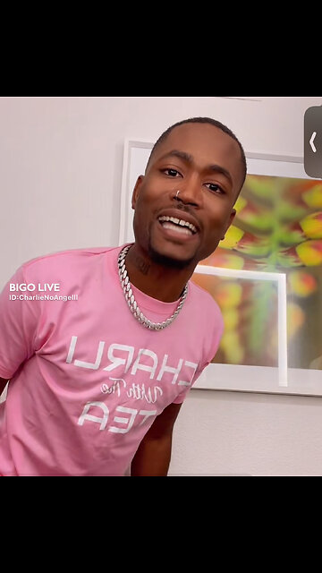 Charlie reads pumpkin down boots