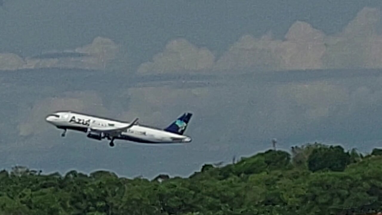 Airbus A320NEO PR-YRV decola de Manaus para Campinas