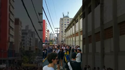 Torcida do Vasco em Criciúma esperando a partida começar