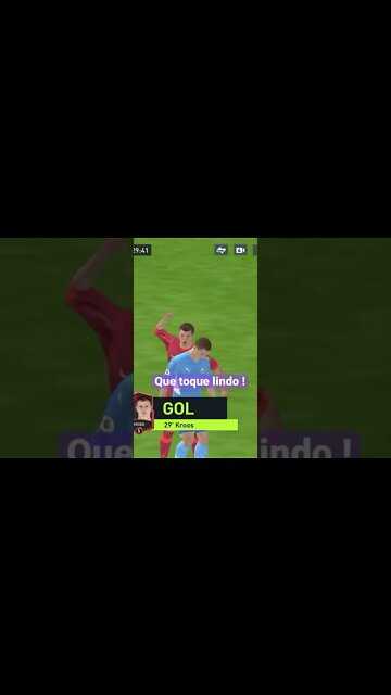 Toque de bola do Ryanzito envolve jogador !!