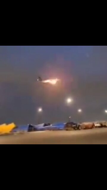 Air Canada Boeing Catches Fire After Takeoff