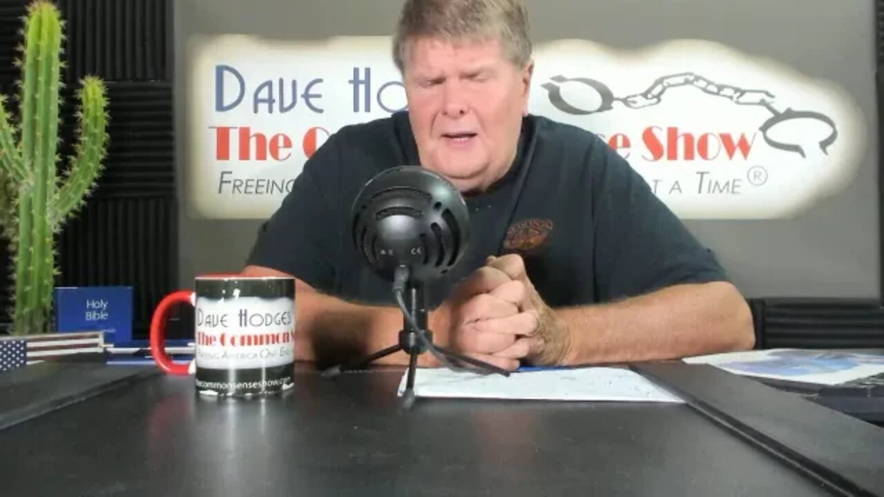 TRUDEAU IS TURNING CANADA INTO A RUDDERLESS AND DEFENSELESS NATION