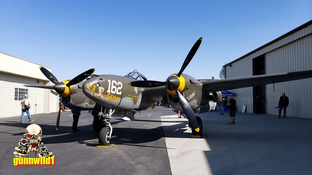 P-38J Lightning flight demonstration