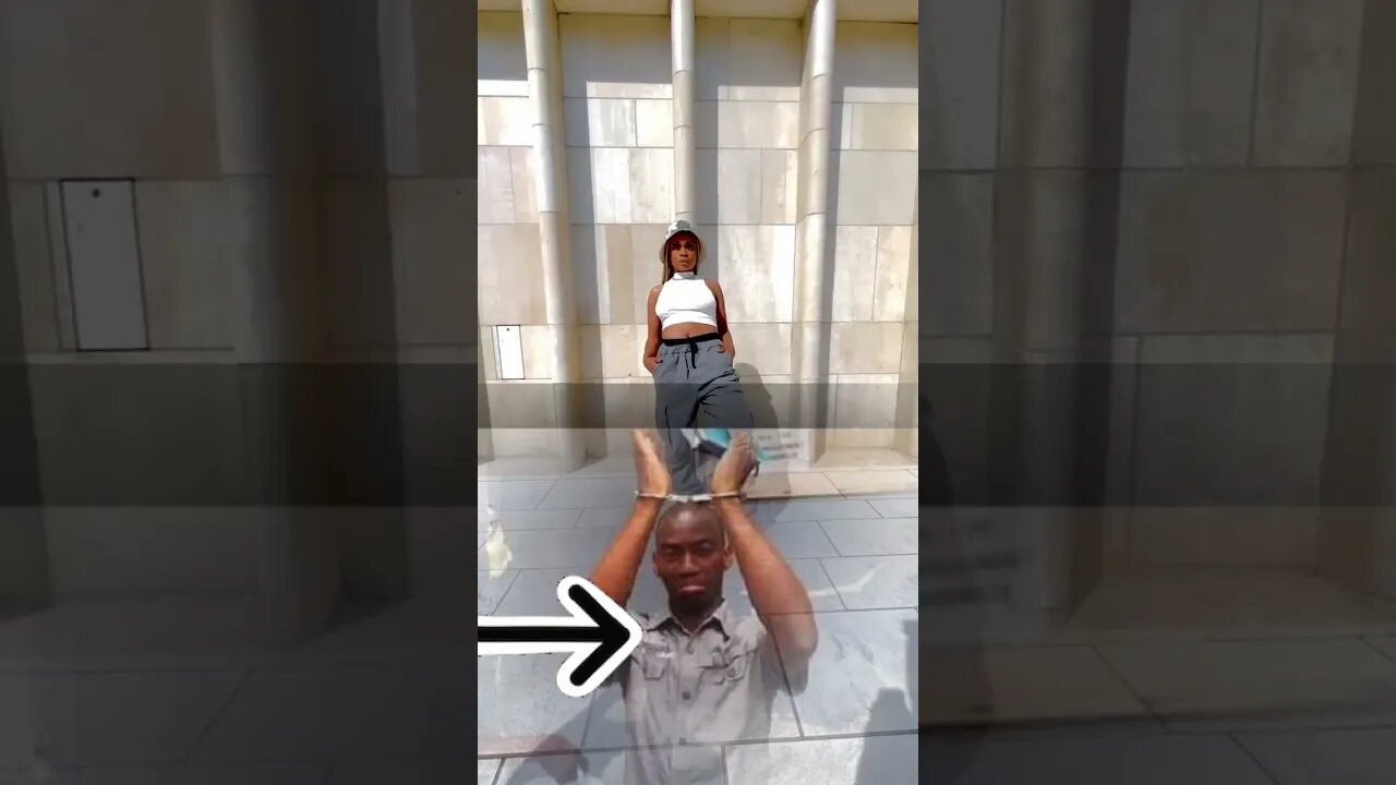 Le faux pasteur Camille Makosso Tu as remis 2,000 € quelqu'un prie pour toi que tu aies tes papiers