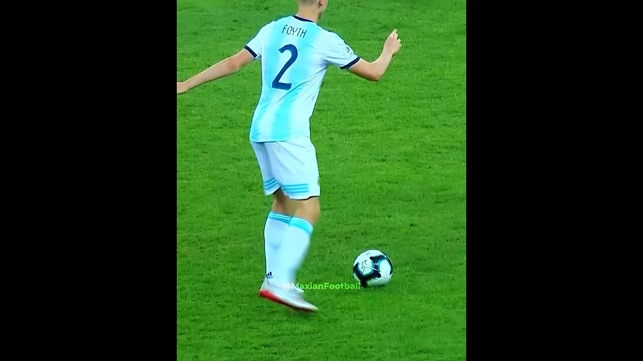 Crazzy skills in soccer (short video)