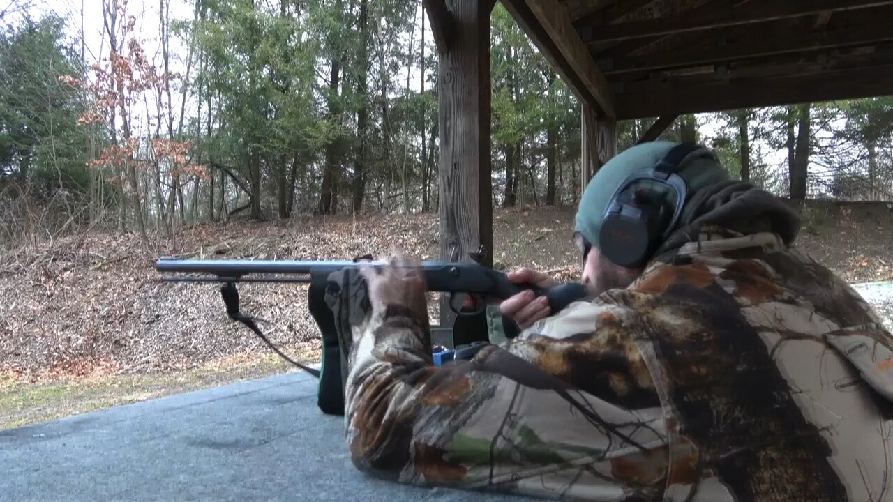 Traditions Deer Hunter Flintlock