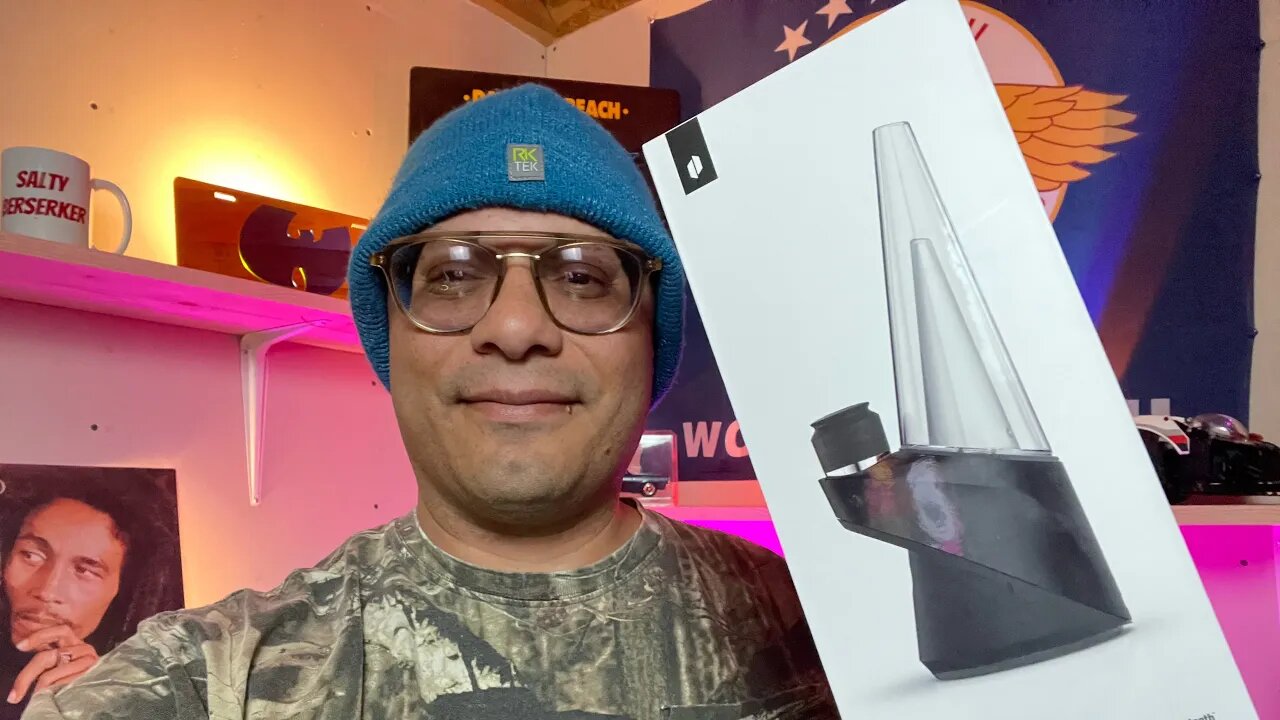 PUFFCO Peak Pro Review & Demo - Crystal Creek Organics D8 Dab Review