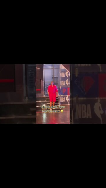 Chuck really copied Tyler Herro’s postgame outfit