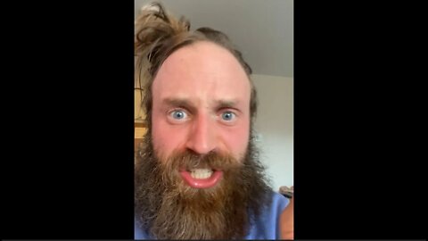 Woke guy SCHOOLS the unvaxxxed