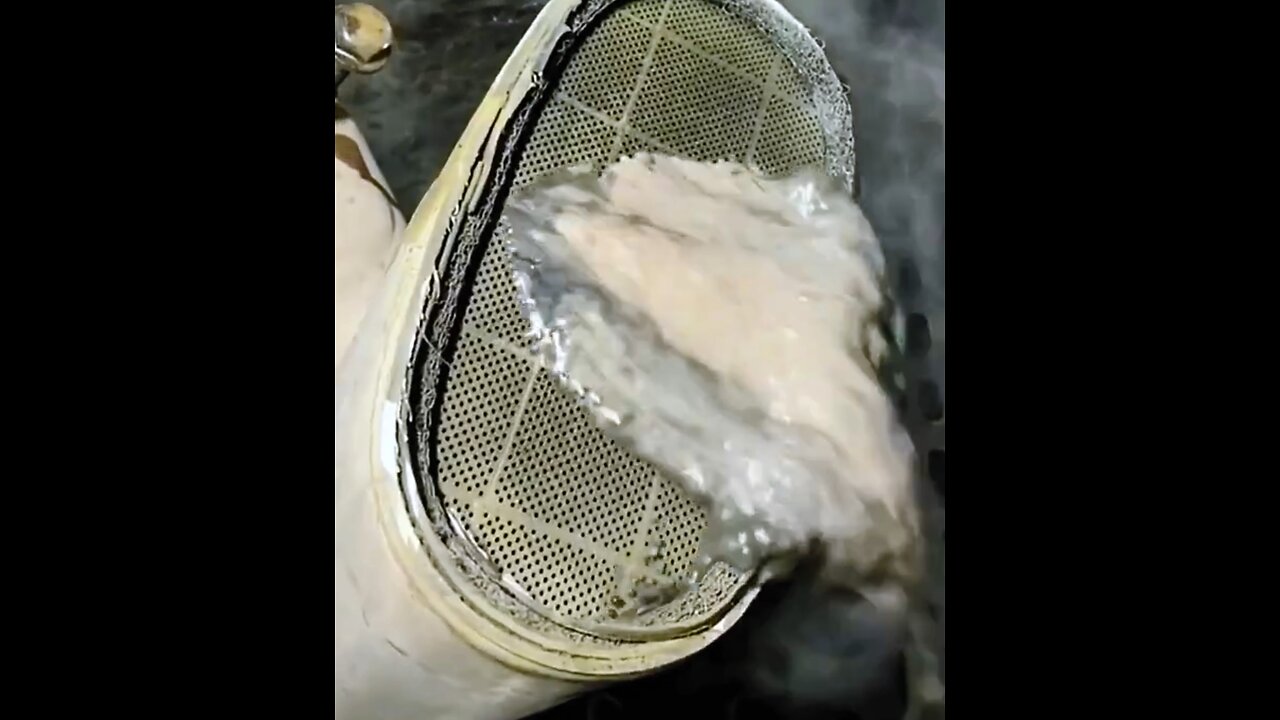 Satisfying ASMR Car Detailing!