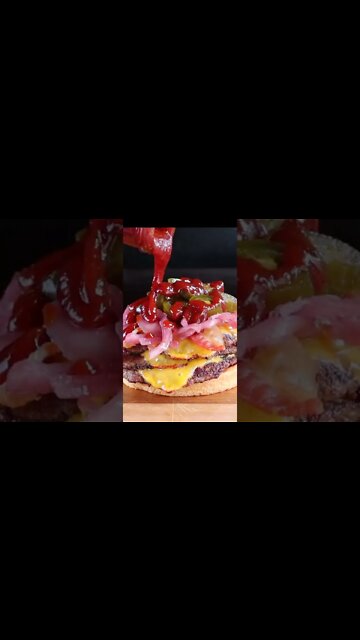 TOP 5 BURGER EVER! Brisket SmashBurger on the Blackstone Griddle | How to make a SmashBurger #Shorts