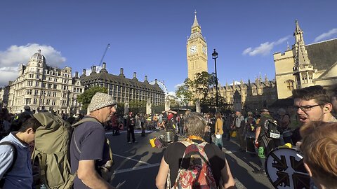 XR Protestors Shy Away From Singing Male