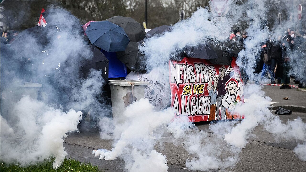 MEDIA HIDING CIVIL UNREST IN FRANCE