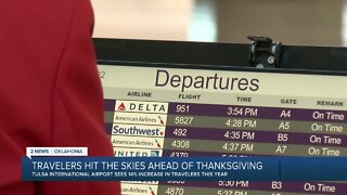 Travelers Hit the Skies Ahead of Thanksgiving